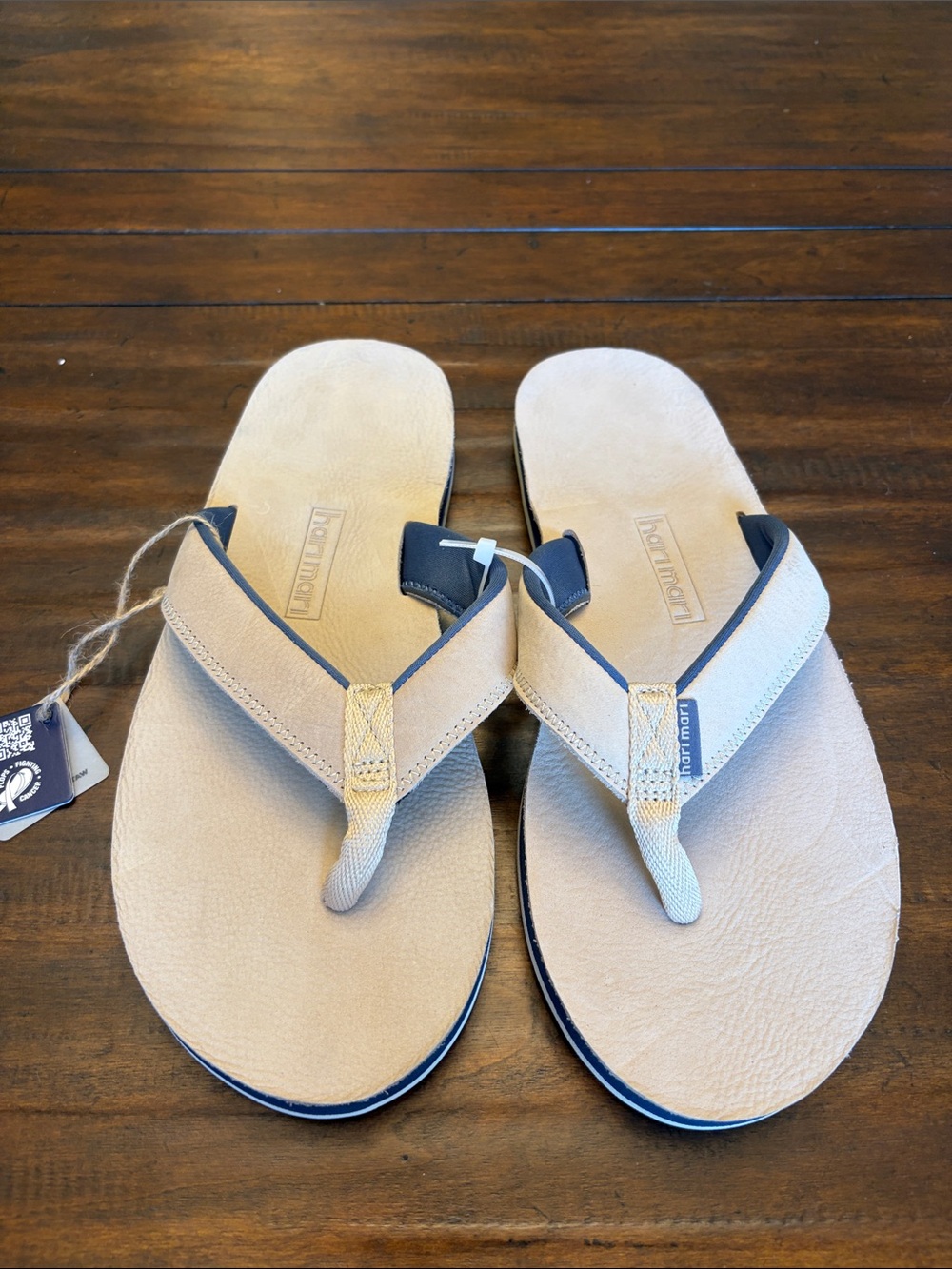 Hari Mari Pier Sand Men US 11 ACS